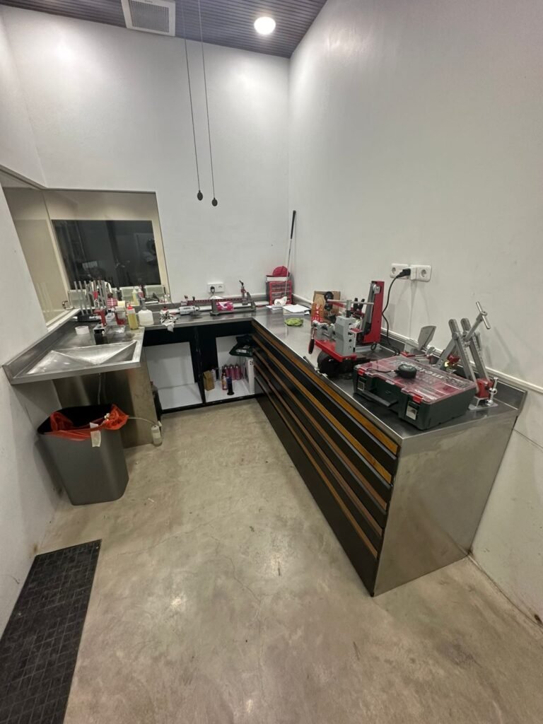 Alat-alat Degrees Golf Makassar