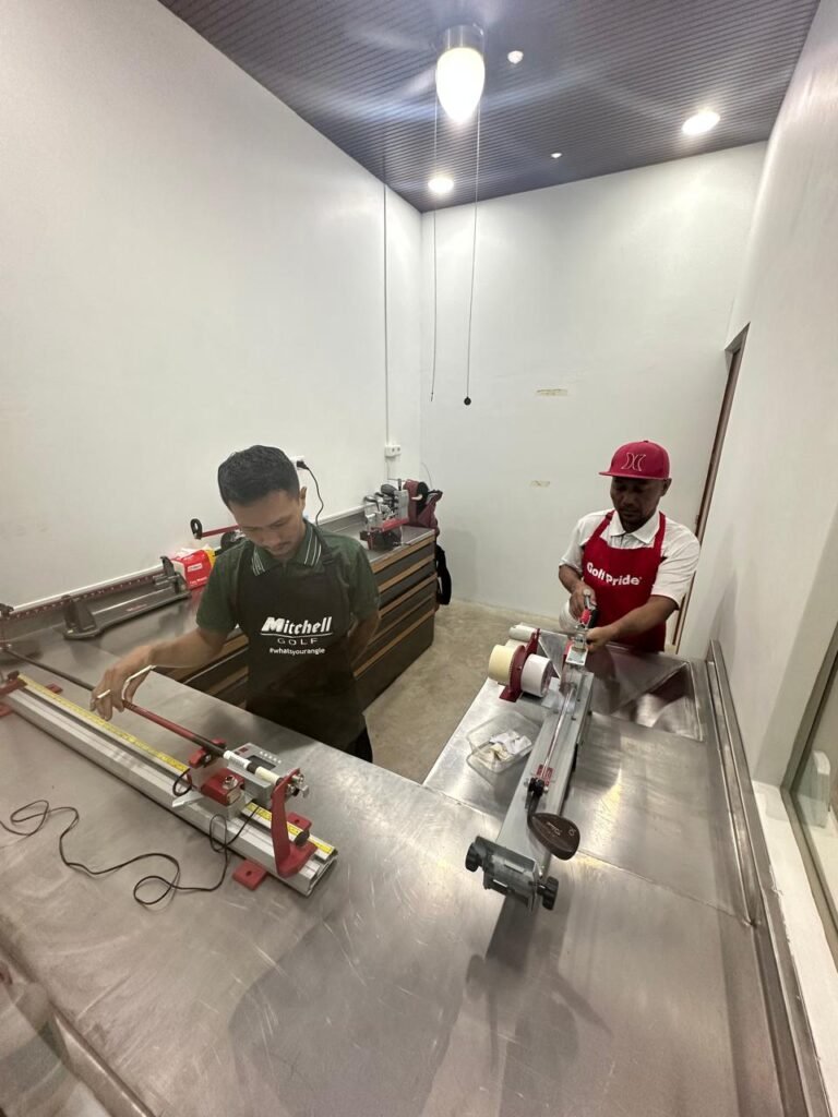 Custom_Building_Golf_Club_4